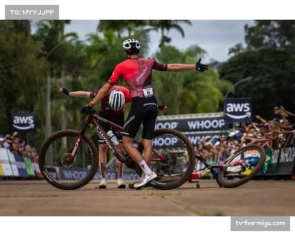WHOOP UCI山地车世界杯车队名单公布，Specialized Factory Racing、Decathlon Ford Racing Team等获两年期许可